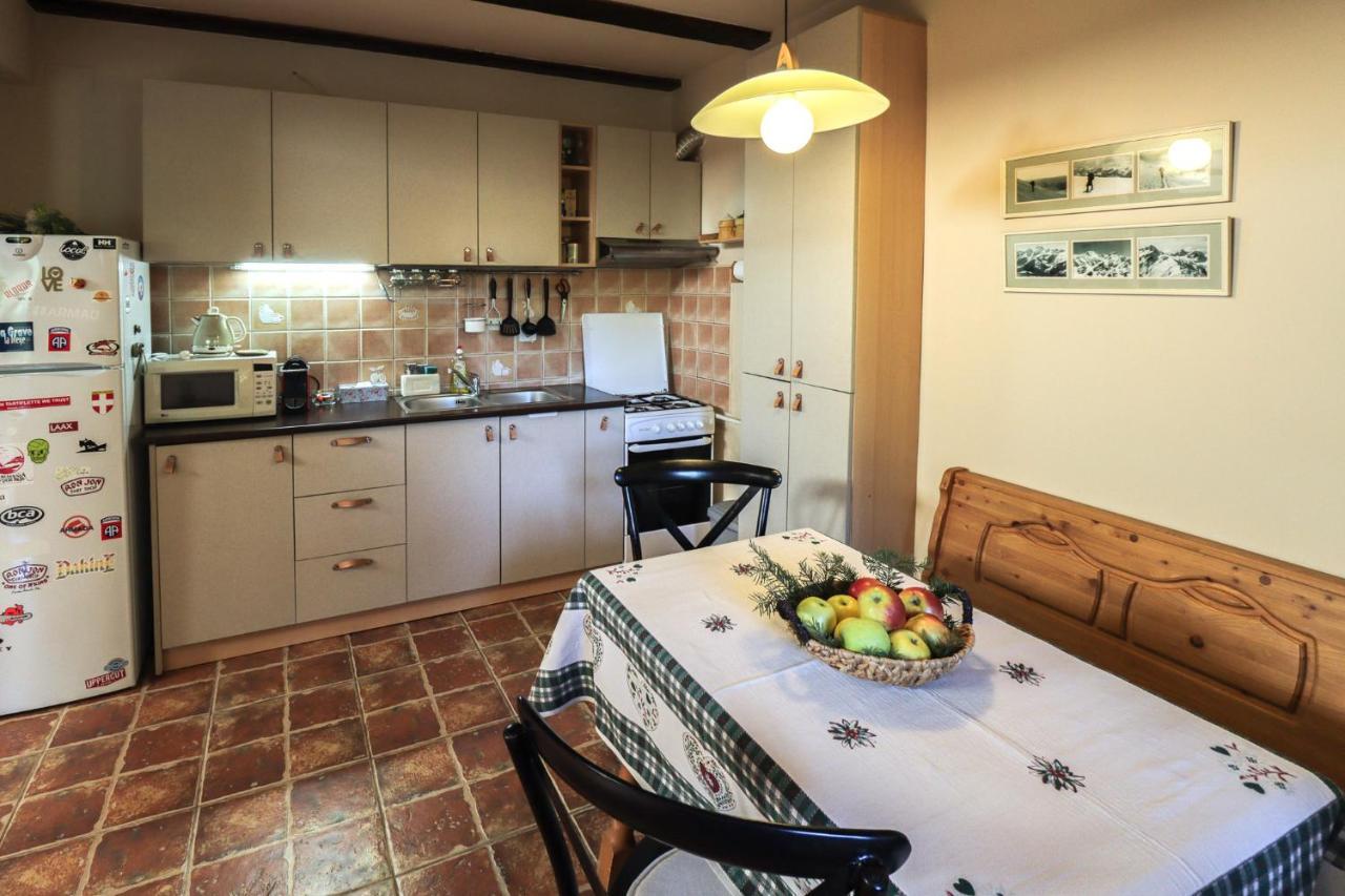 Mountain Family Chalet On Prahova Valley Comarnic Eksteriør bilde